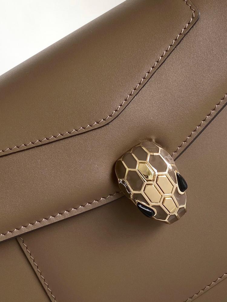 حقيبة SERPENTI FOREVER من بولغاري