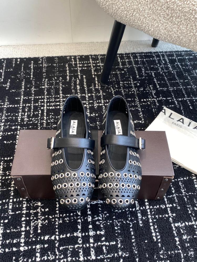 فلات Alaia 25ss