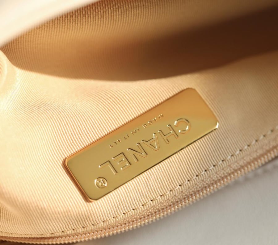 حقيبة شانيل 19bag