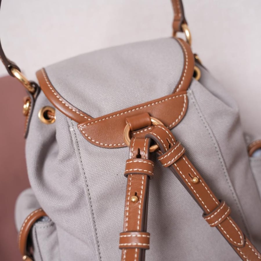 حقيبة backpack من ميوميو
