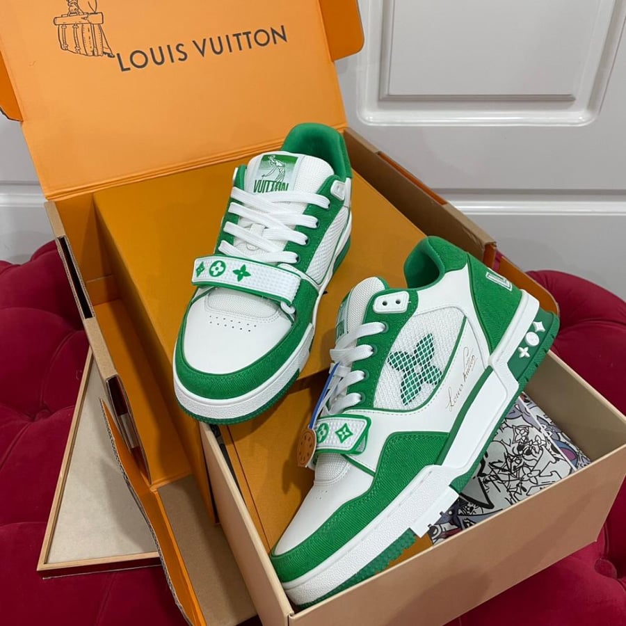 حذاء  Lv trainer من لويس فيتون