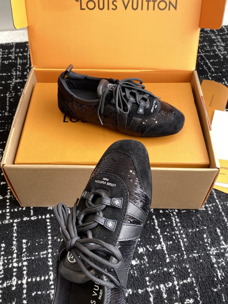 حذاء Sneakerina من لويس فيتون