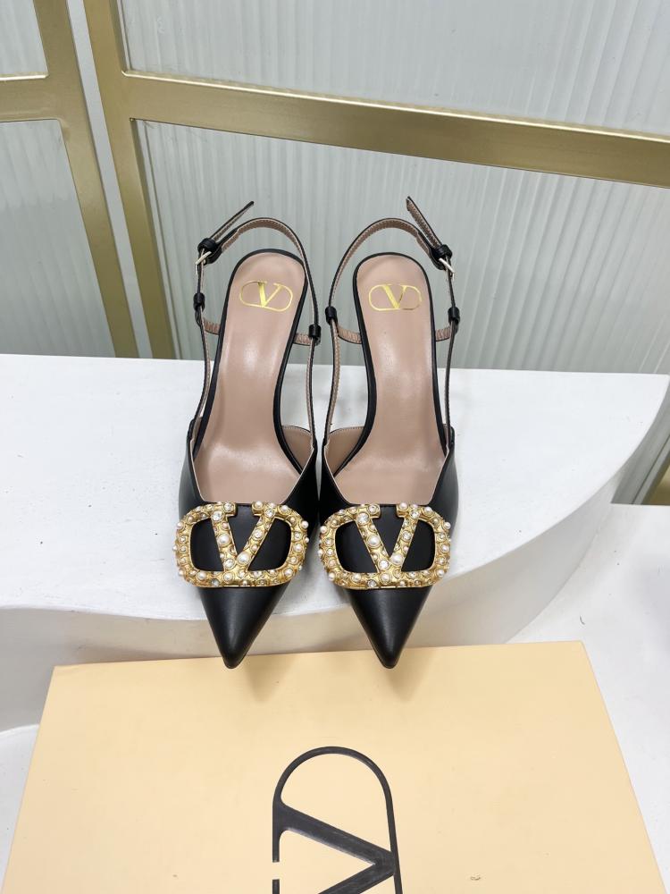 حذاء Vlogo Signature Slingback من فالنتينو