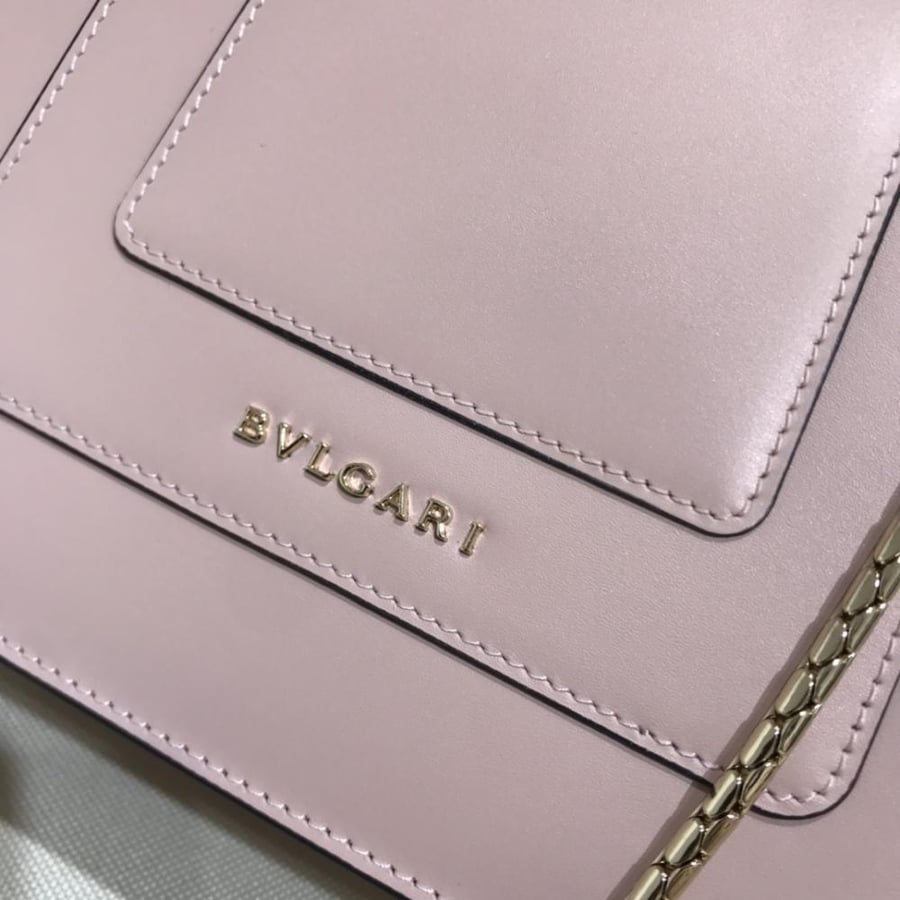 حقيبة SERPENTI FOREVER من بولغاري