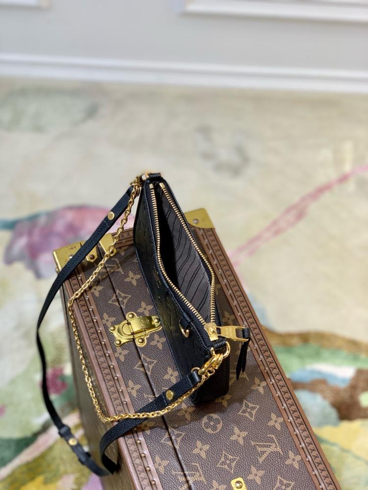 حقيبة Easy pouch من لويس فيتون