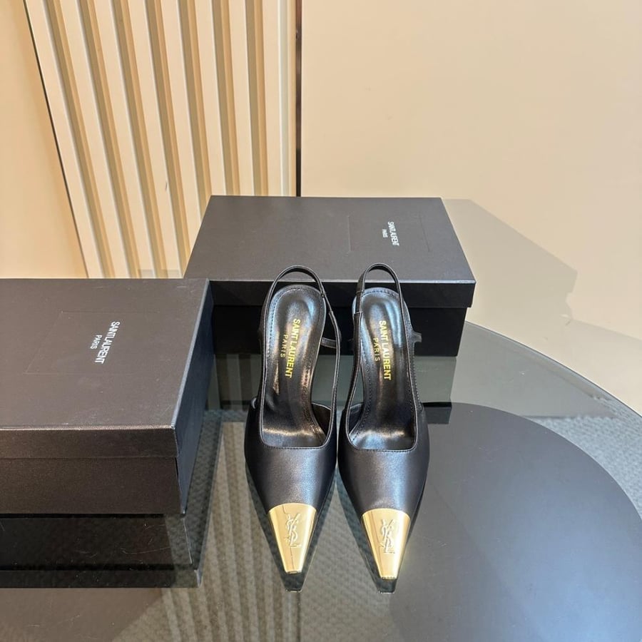 حذاء JEANNE SLINGBACK من سان لوران
