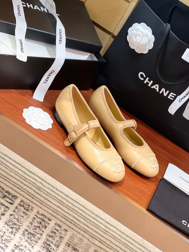 Chanel flat 24ss