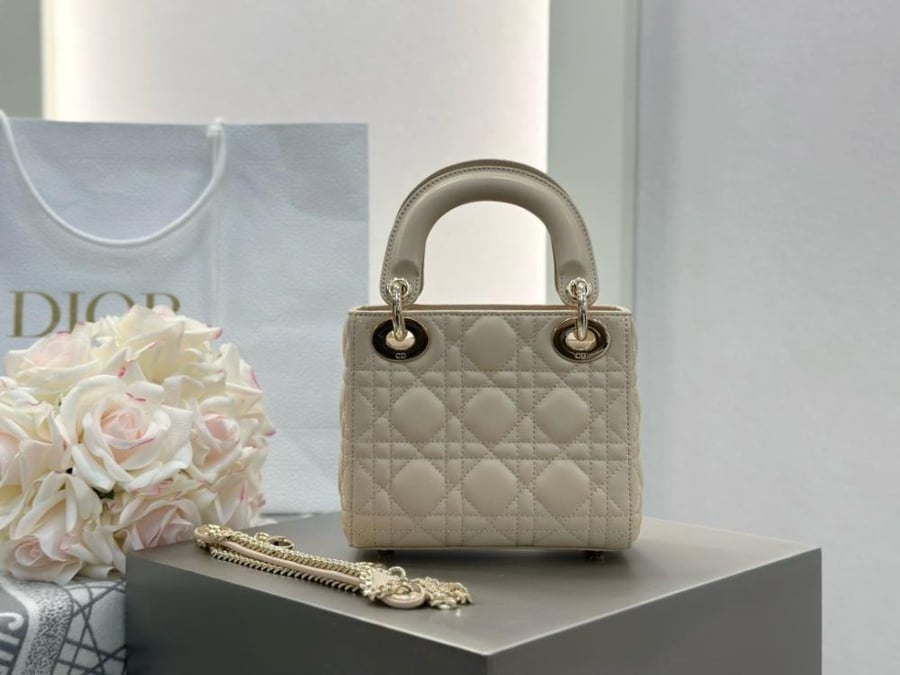 حقيبة Mini Lady Dior