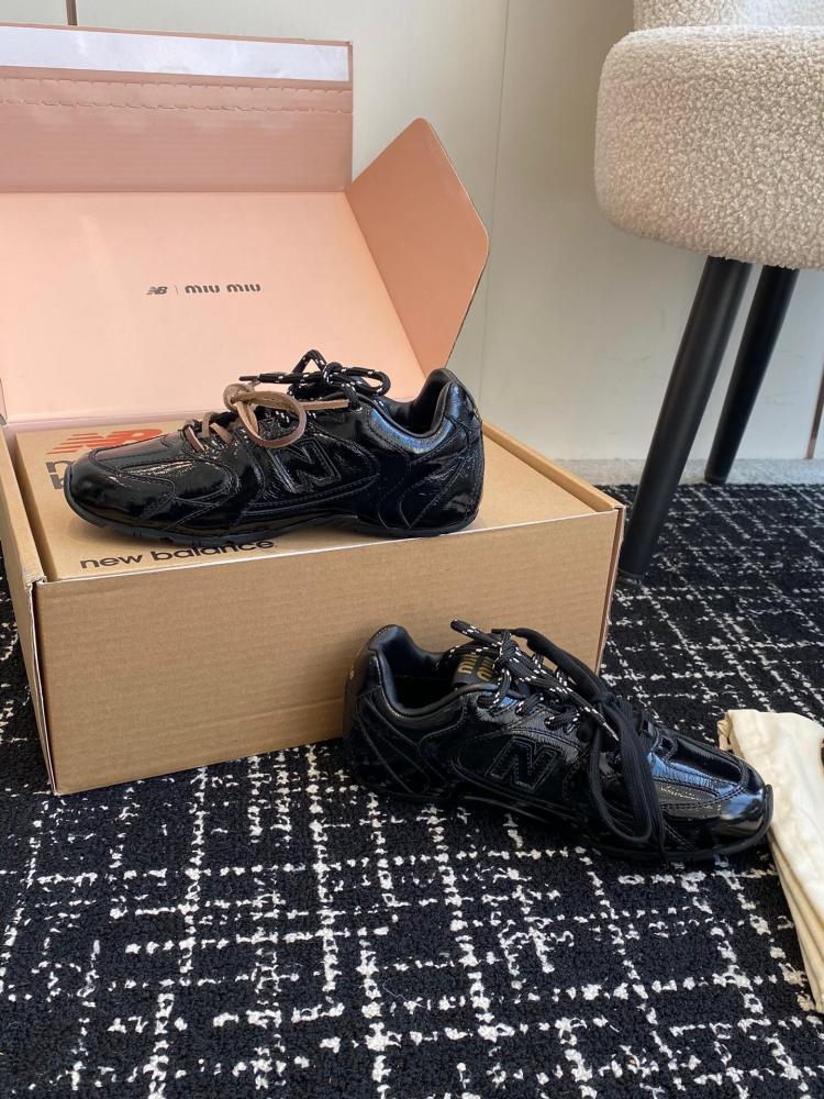 Shoe 530 Miu Miu X New Balance