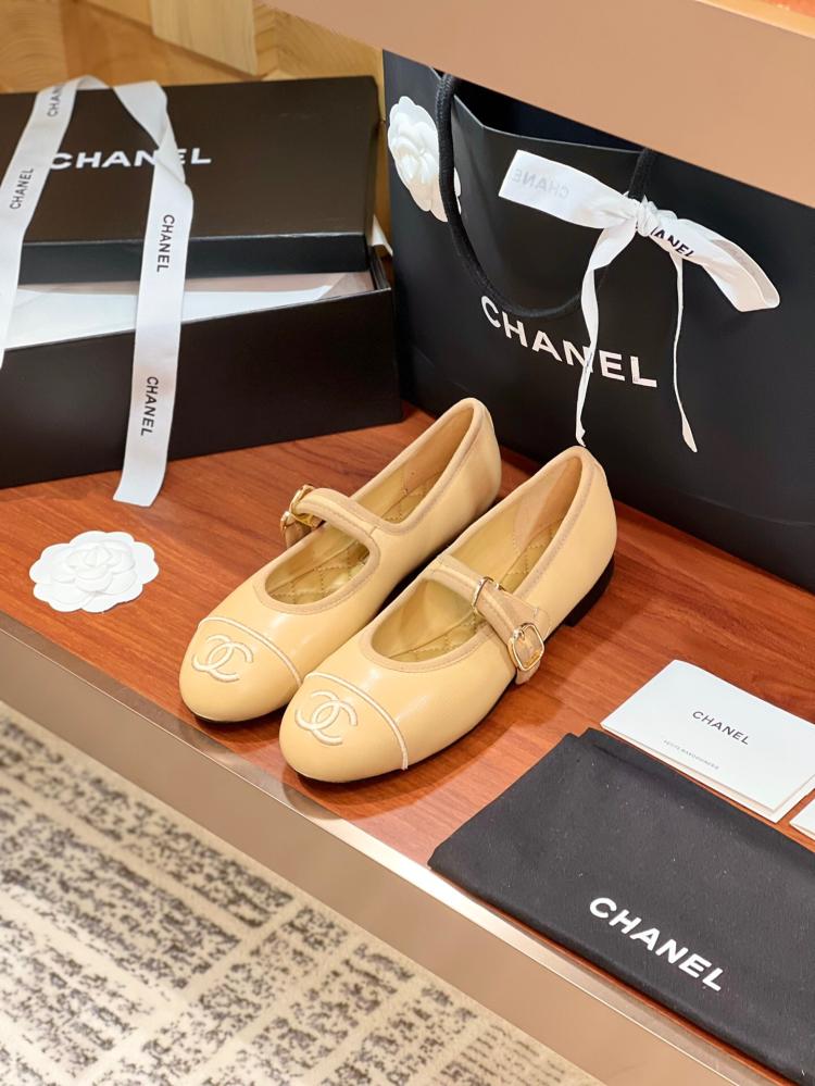 Chanel flat 24ss