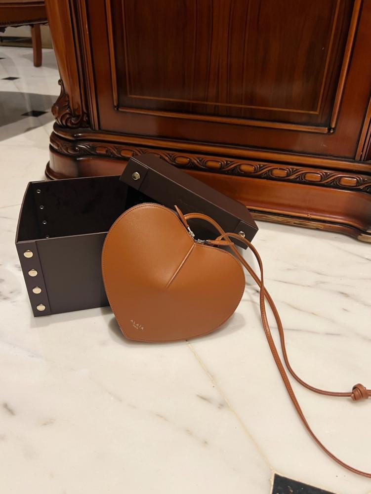 حقيبة Le Coeur من Alaia