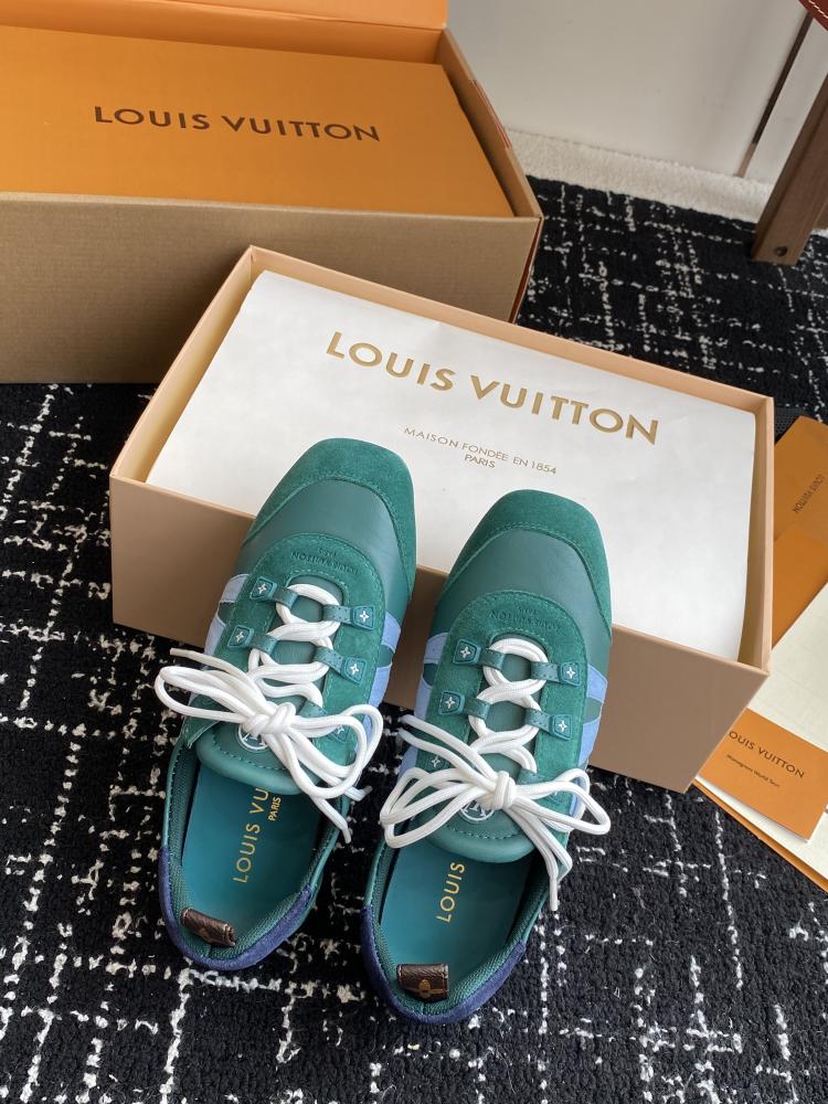 حذاء Sneakerina من لويس فيتون