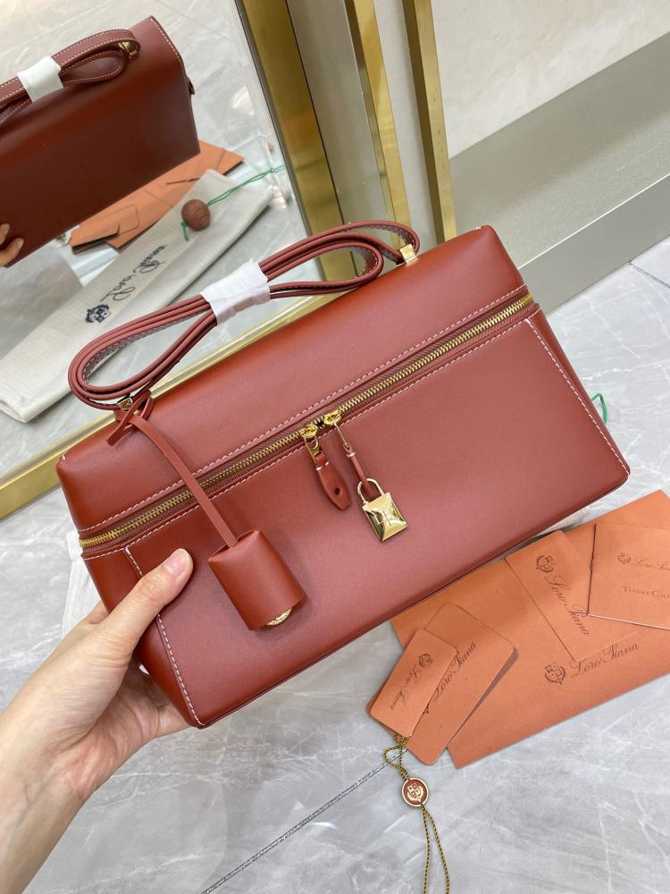 حقيبة Extra bag L27 من لوروبيانا