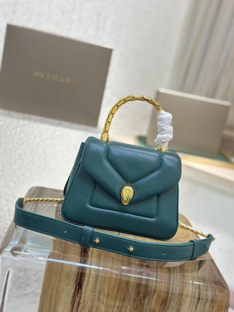 حقيبة SERPENTI REVERSE من بولغاري