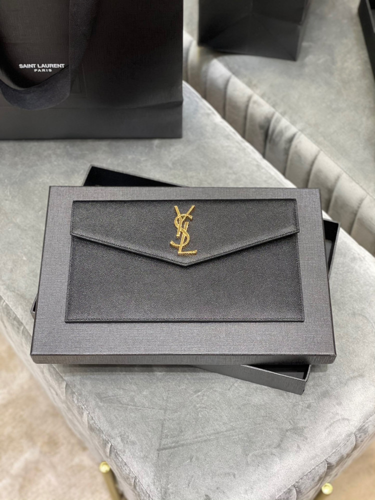 Ysl uptown pouch 27cm.    2768