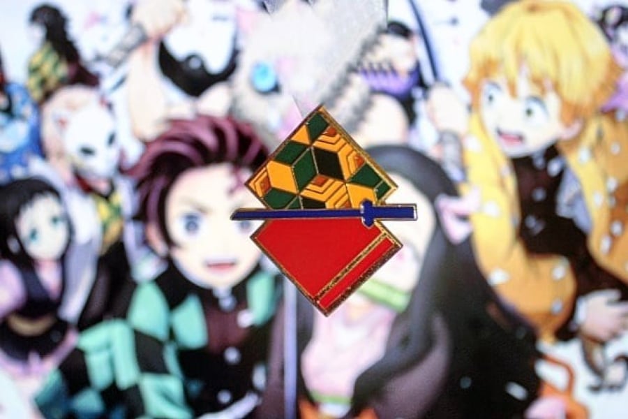 بروشات demon slayer