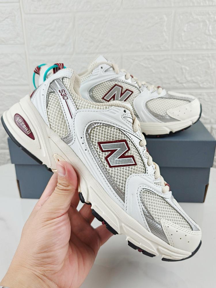 New Balance 530