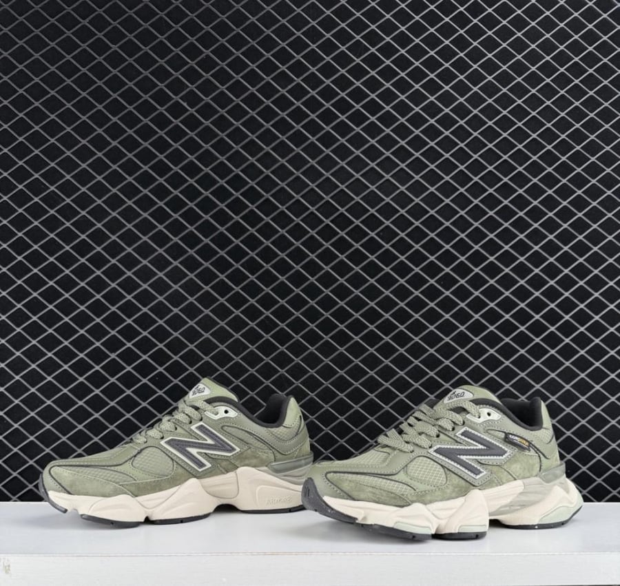 New Balance 9060