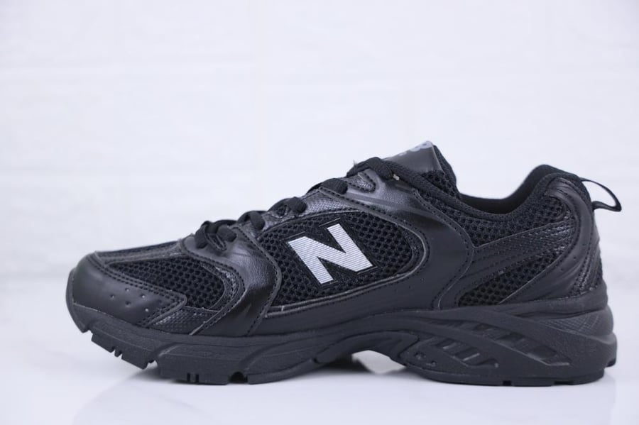 New Balance 530