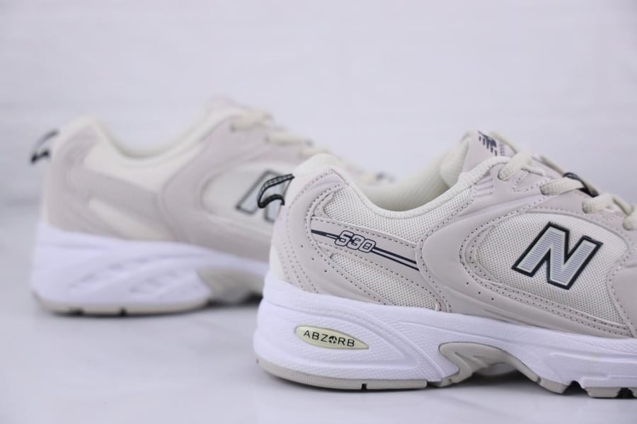 New Balance 530