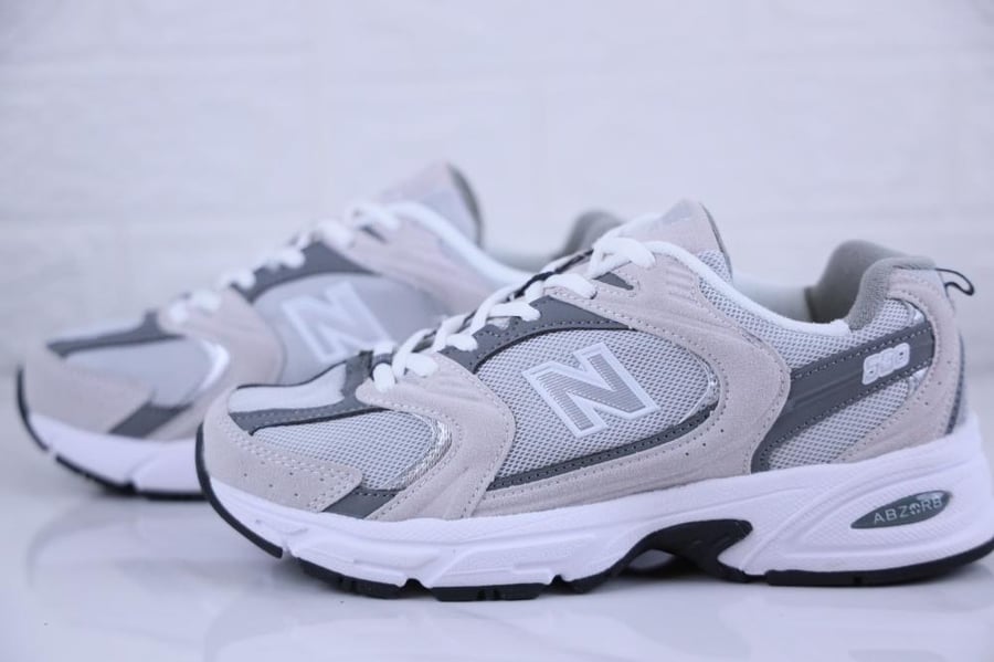 New Balance 530