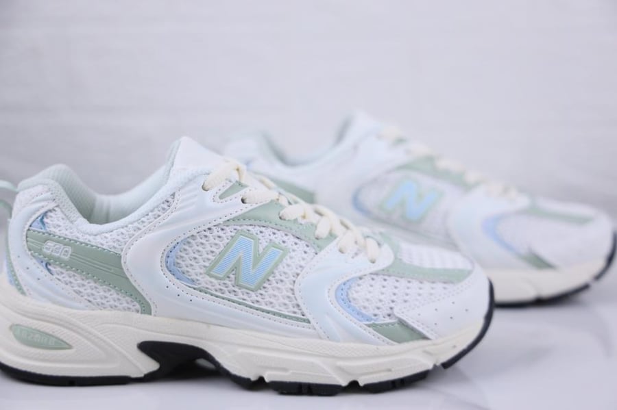 New Balance 530