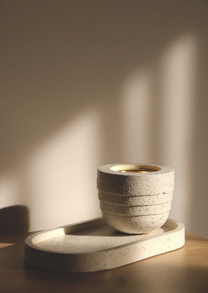 White stone set | مجموعة حجرية