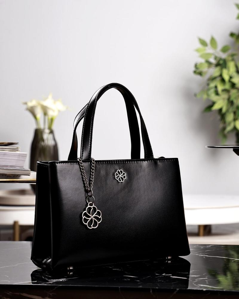 A classic women's bag in black color