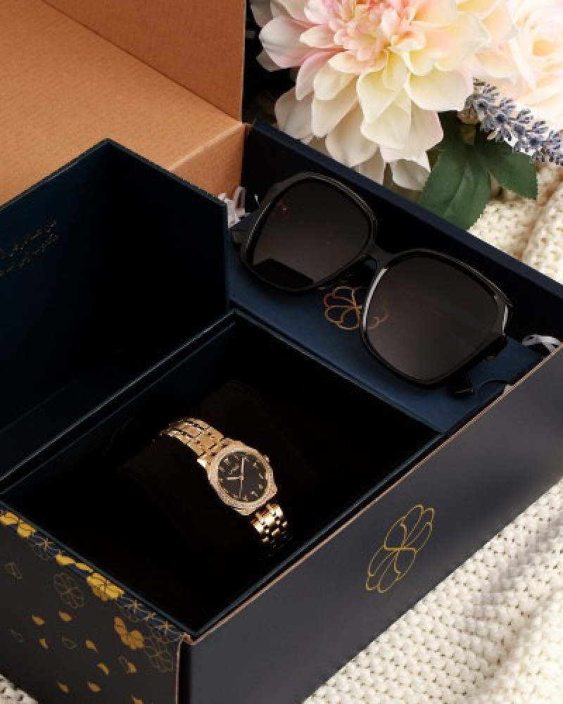 Women's gift set with classic design