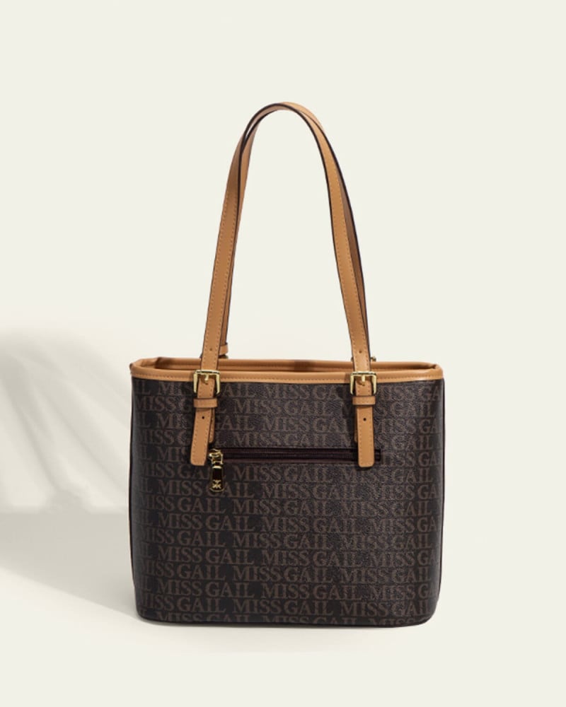 Women's bag made of leather in brown color