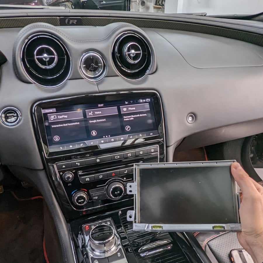شاشة Jaguar XJ كار بلاي 2010-2019