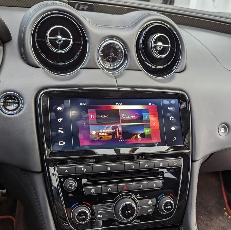 شاشة Jaguar XJ كار بلاي 2010-2019