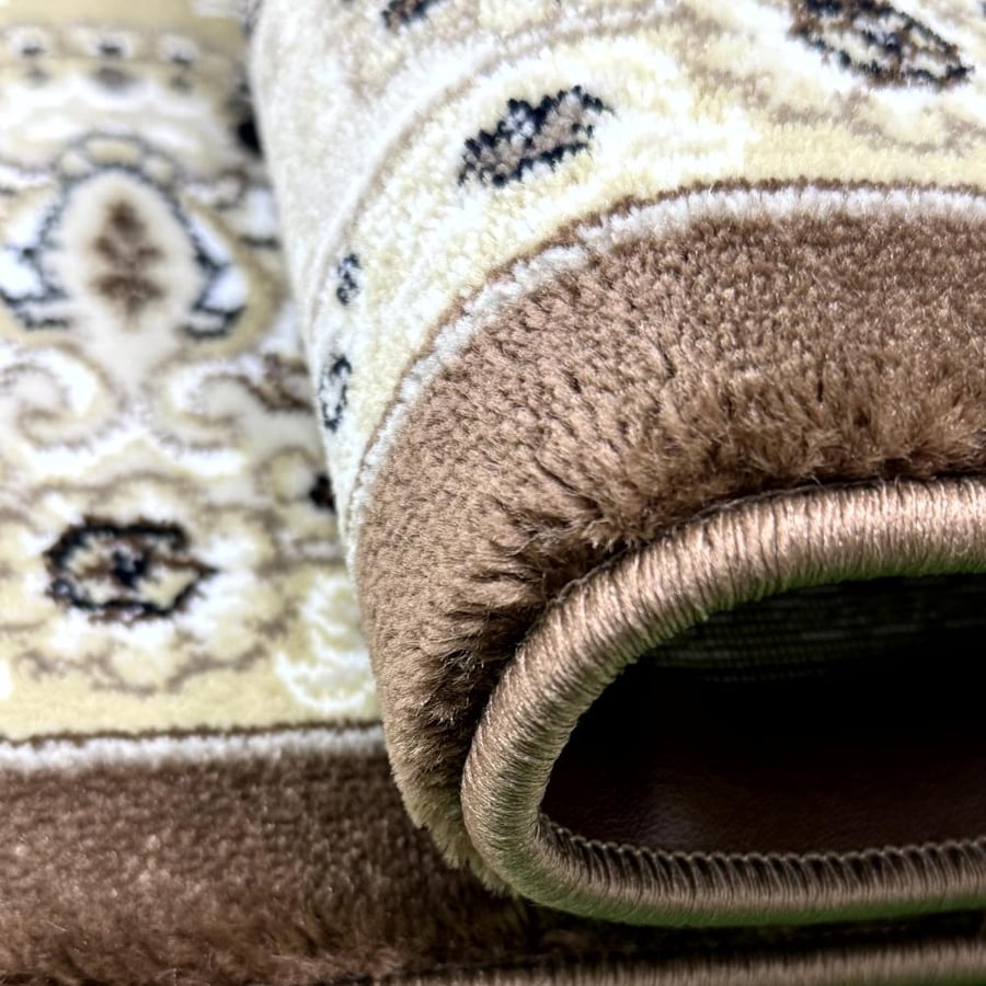 كلاسيكية ماجستك بني
