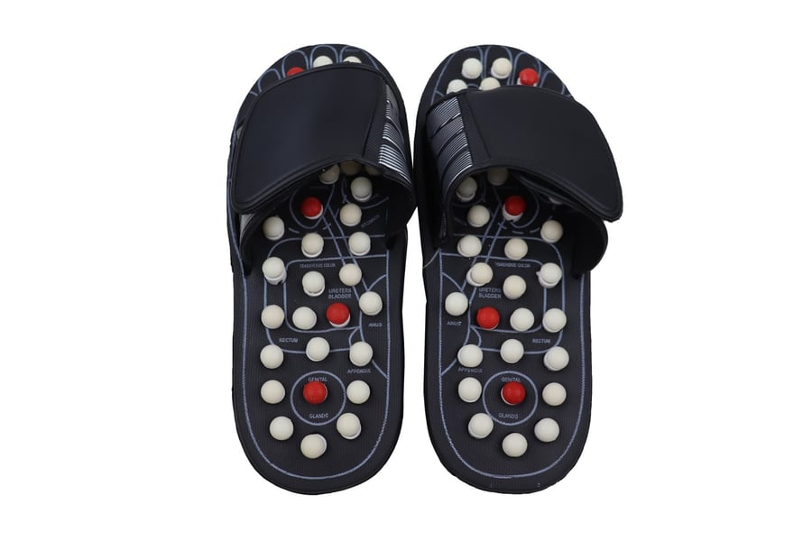 Foot massage slippers
