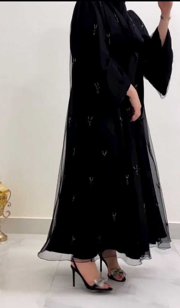 عبايه موضه بلاك