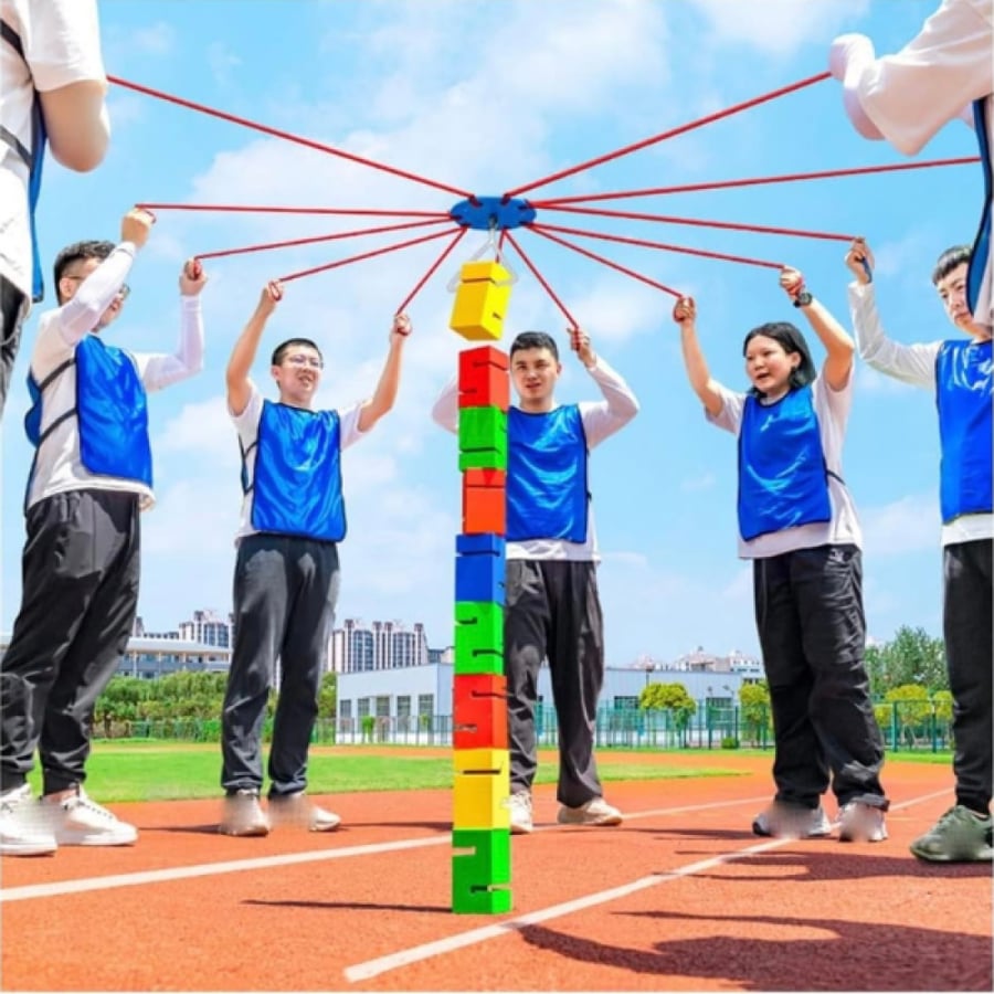 لعبة بناء البرج الجماعي Team Building