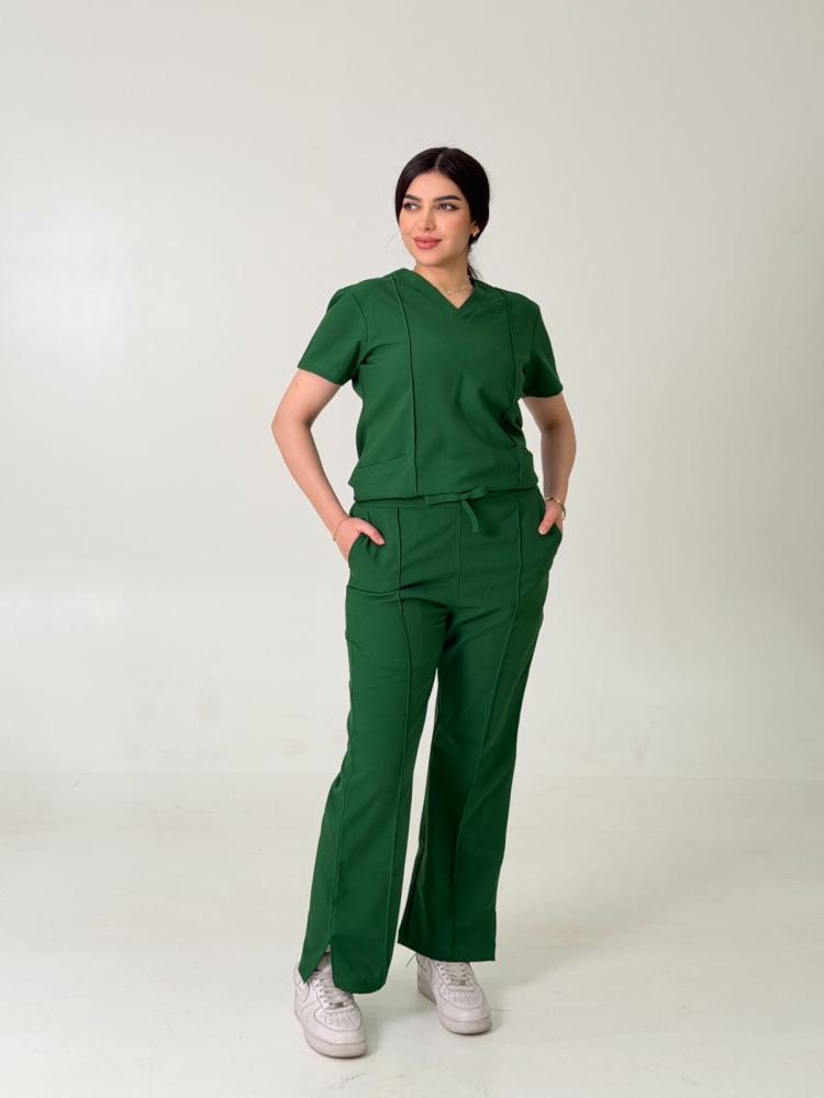 جاكيت طبي لون Green مع سكراب جاكيت (سحاب)