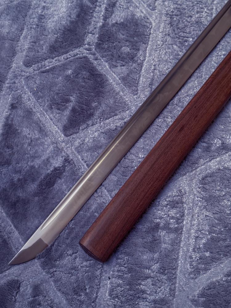 سيف فيجيتورا -  SHARP Katana