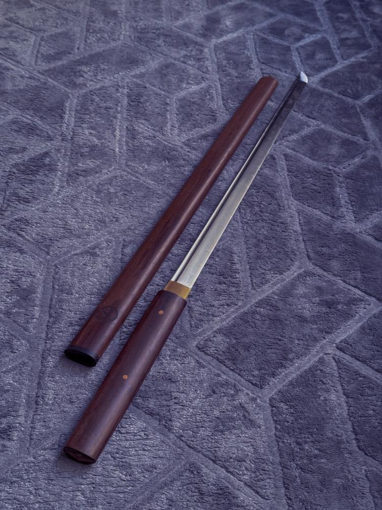 سيف فيجيتورا -  SHARP Katana