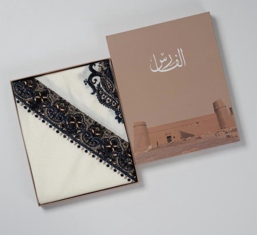 غترة الفارس مطرزة – المصمك