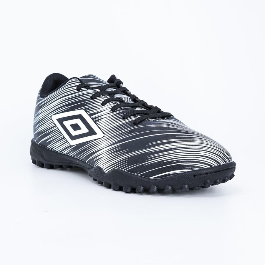 Umbro football shoes for men