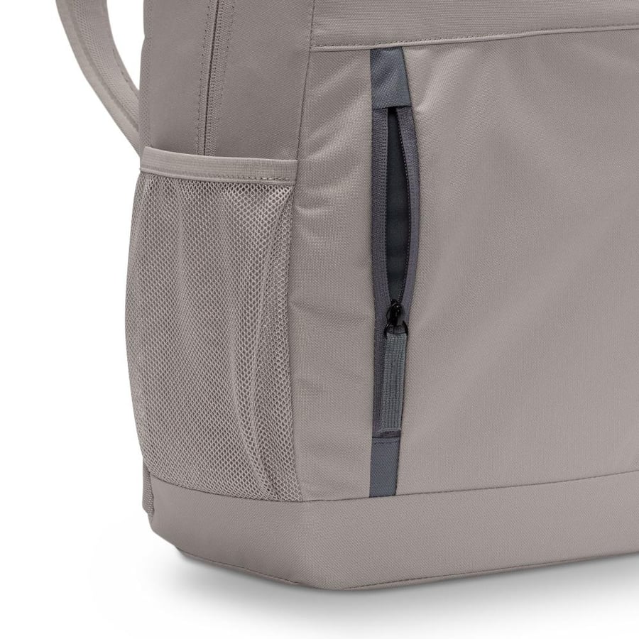 حقيبة ظهر لايف ستايل للجنسين من نايك _ BA6032-009 - 1SIZE