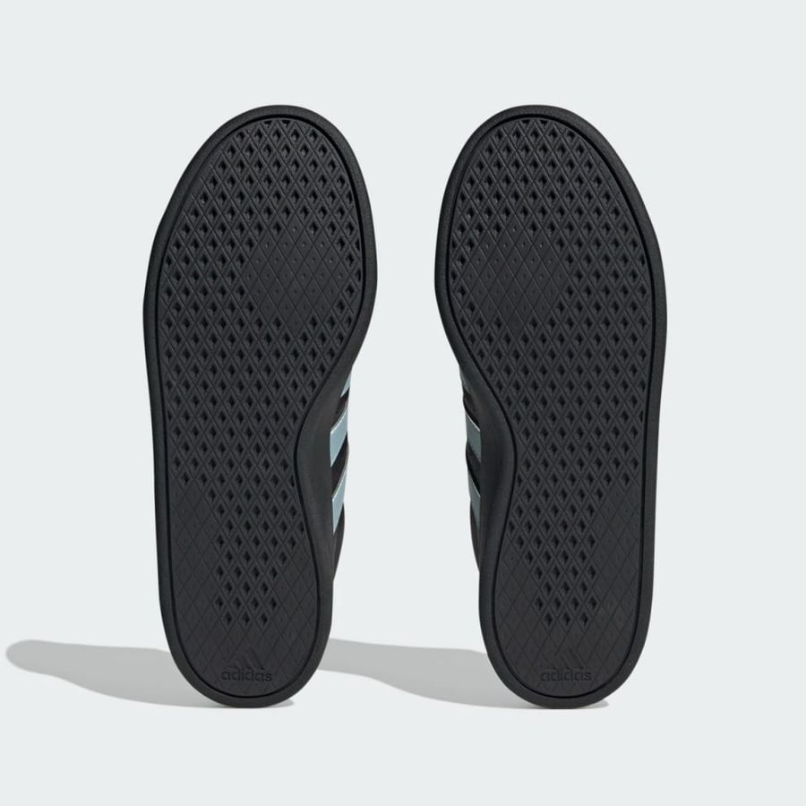 حذاء لايف ستايل بريكنت 2.0 رجالي من اديداس _ HP9406