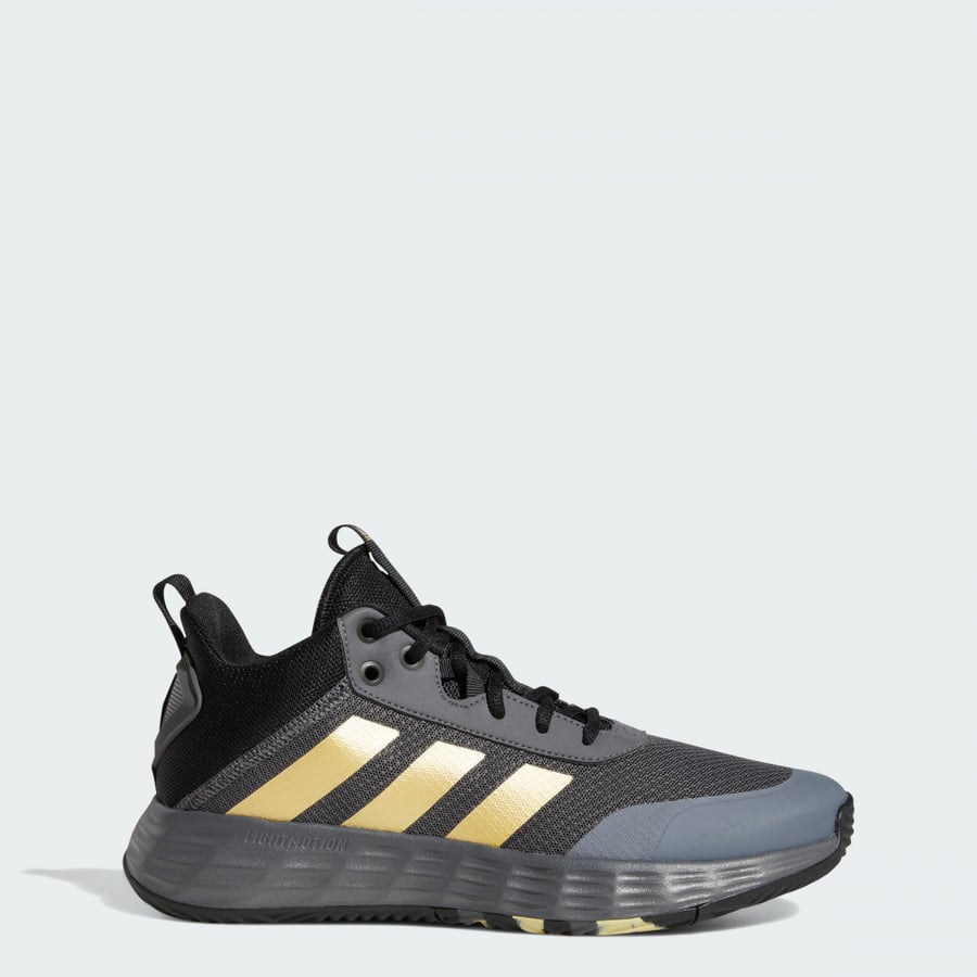 Adidas running shoes for men