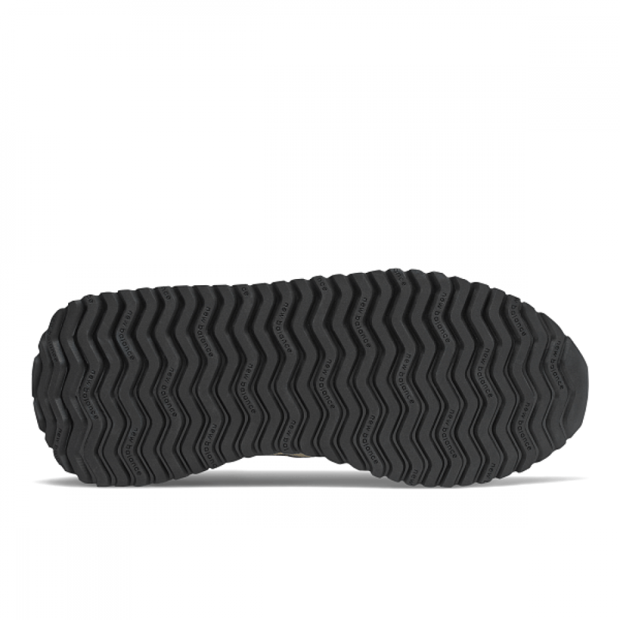 New Balance men's lifestyle shoes