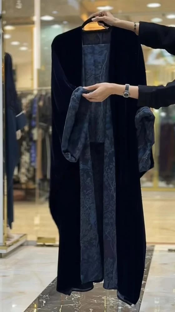 عباية شتوية دبل فيس كحلي