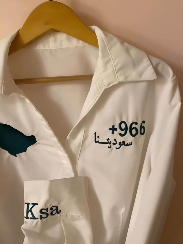 بلوزة انيقة بتصميم فاخر