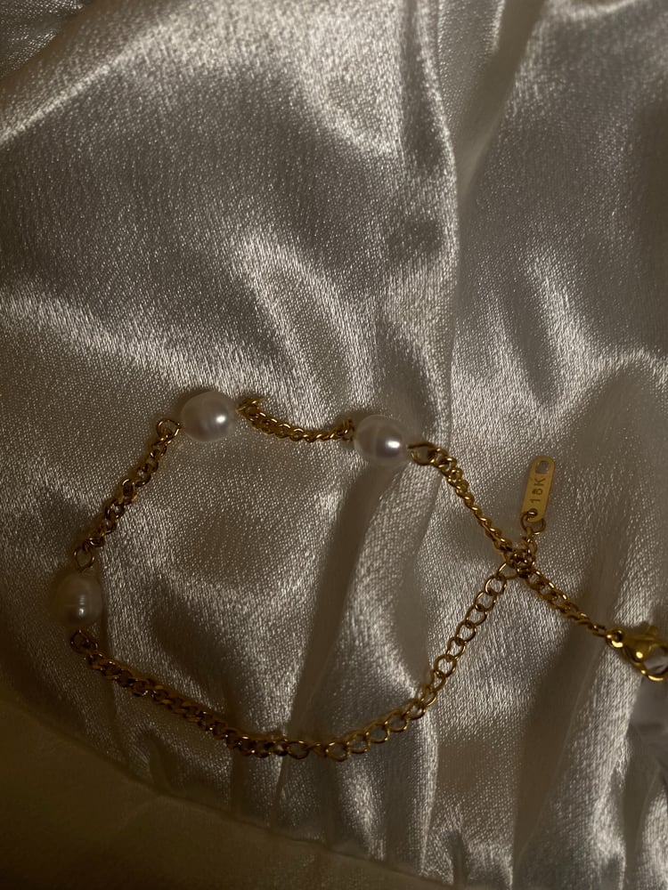 Pearl Bracelet