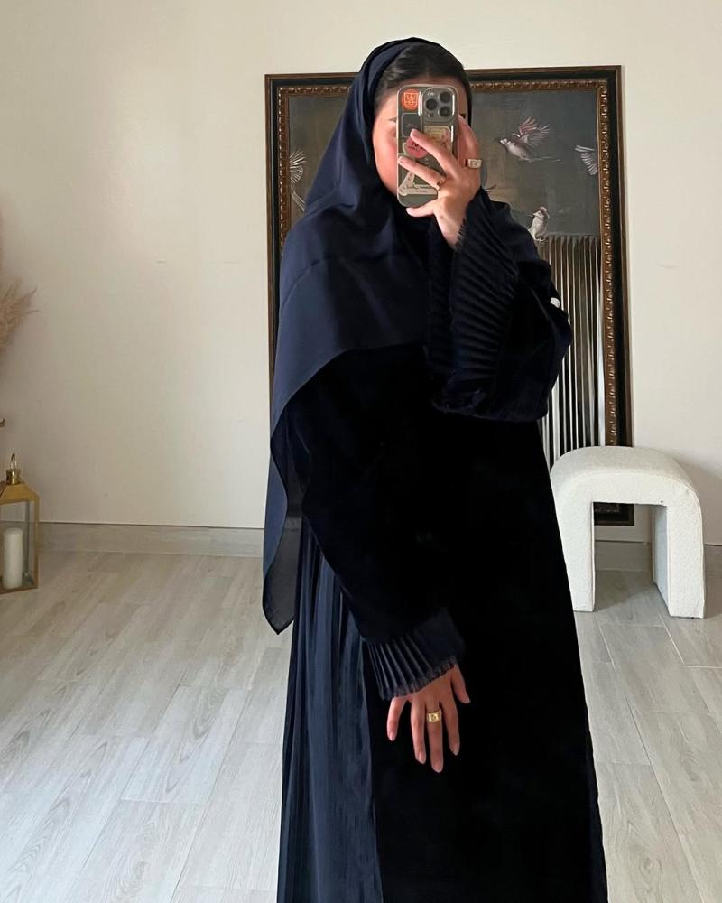 Velvet Winter Abaya