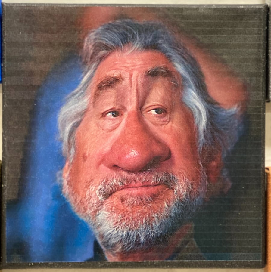 فريمات صور هزلية لشخصيات معروفة مقاس الفريم 15سم في 15سم